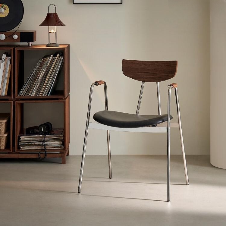 Waltz Dining Chair, Genuine Leather, Modern Minimalist, Home Use, High Back, Bauhaus Designer Chair